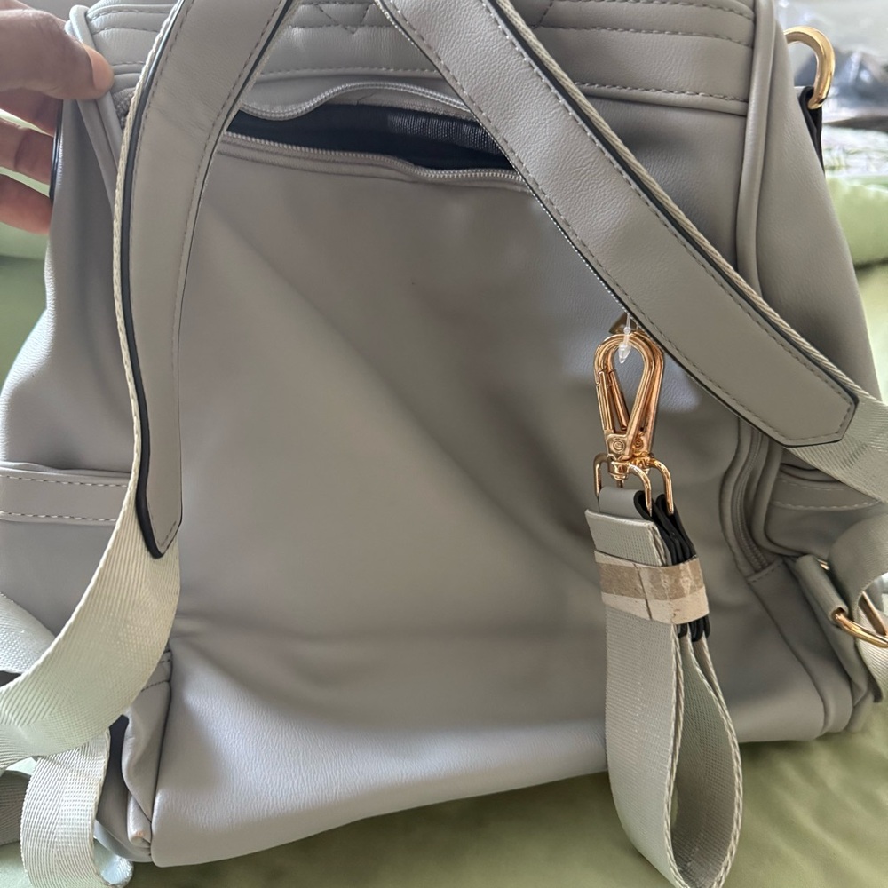 Chic Light Gray Women's Backpack - image 3